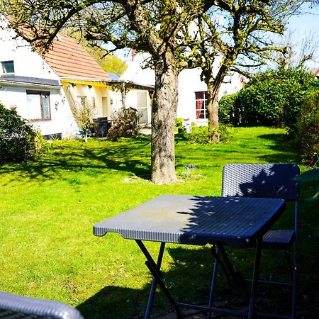 Gemuetliches Haus Mit Grossem Traumhaften Garten BRE Buitenkant foto