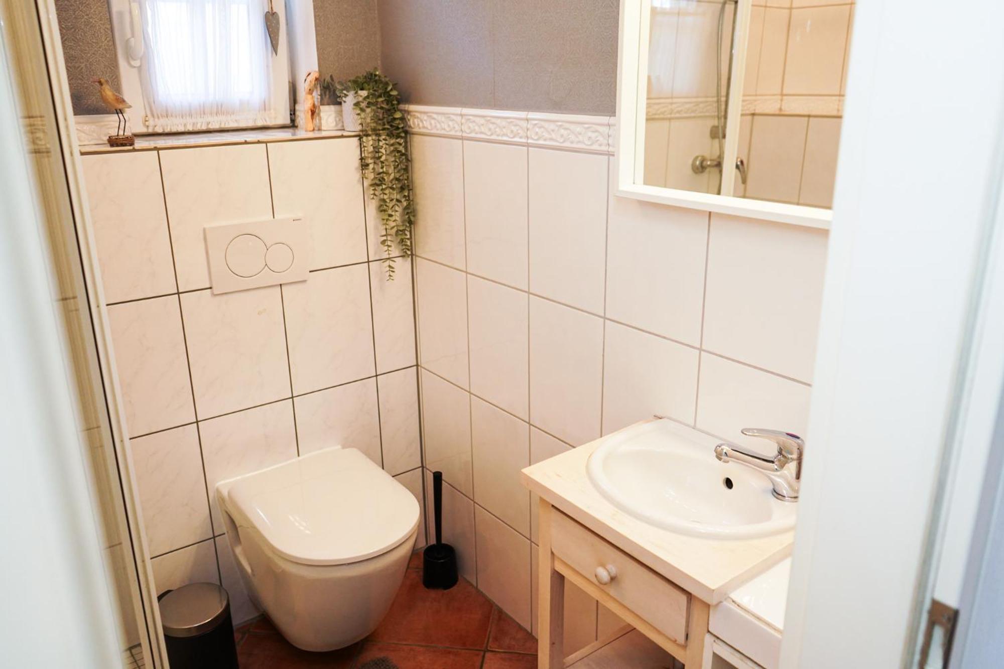 Gemuetliches Haus Mit Grossem Traumhaften Garten BRE Buitenkant foto